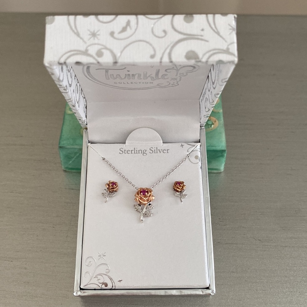 Disney Twinkle Collection Beauty and the Beast Earring and Necklace Set